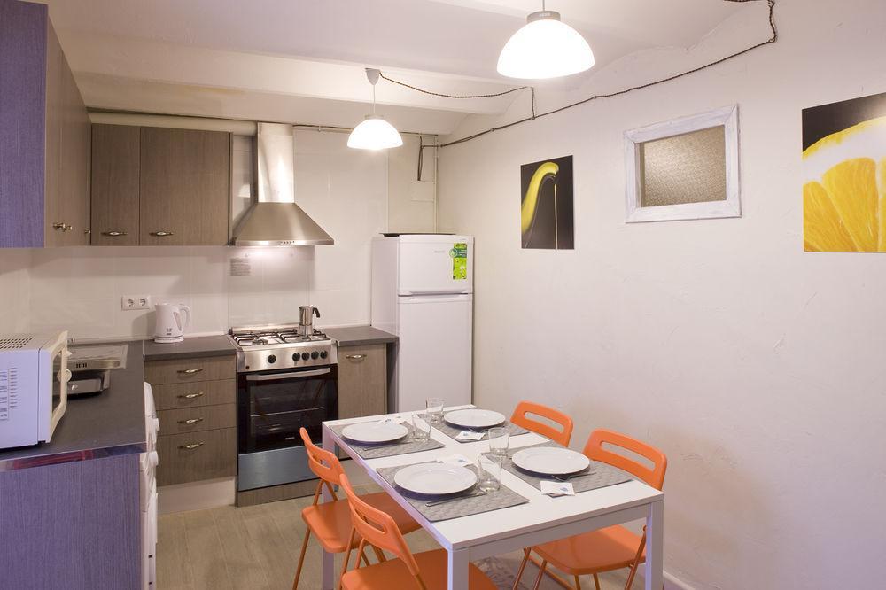 Flateli Jaume Fabra Barcelona