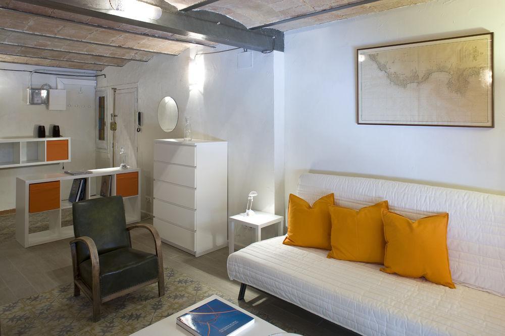 Flateli Jaume Fabra Apartament *
